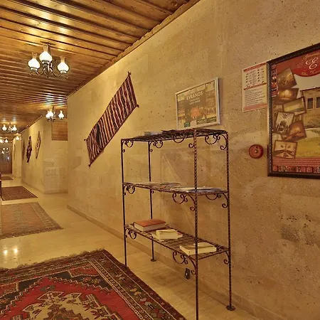Cave Rooms&pool 2*