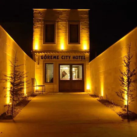 ホテル Cave Rooms&pool ギョレメ