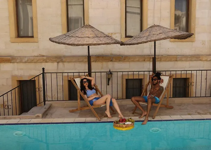 Cave Rooms&pool 2* Goreme