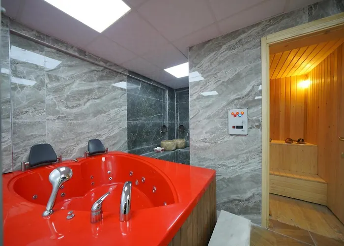 Hotel Cave Rooms&pool