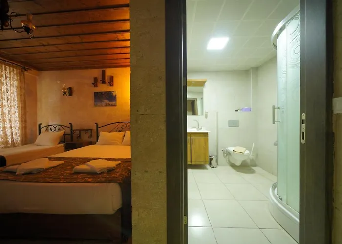 Cave Rooms&pool Hotel 2*