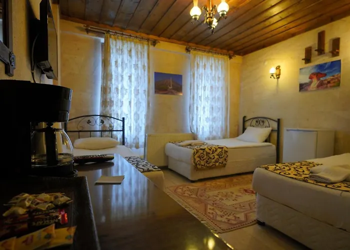 Cave Rooms&pool Hotel 2*