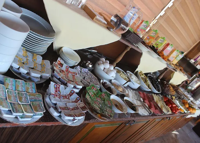 Cave Rooms&pool Goreme