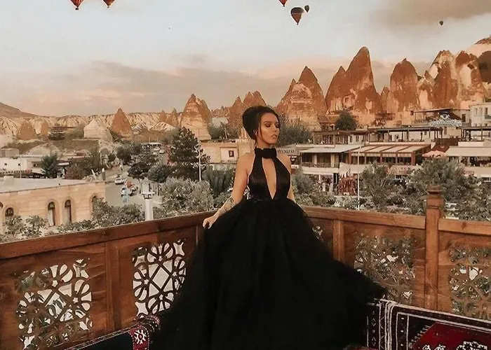 Cave Rooms&pool 2* Goreme