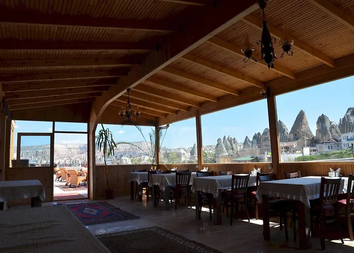 Cave Rooms&pool Hotel