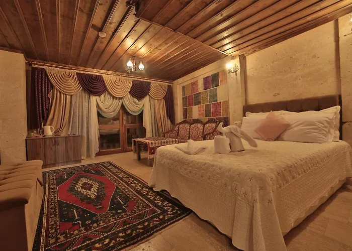 Cave Rooms&pool Hotel 2*